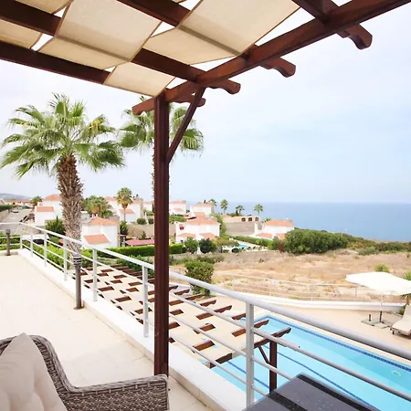 Charming With Magical Sea View, Perfect For The Family