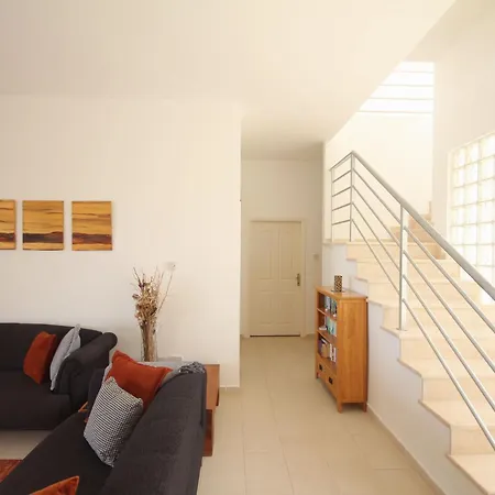 ヴィラ Charming With Magical Sea View, Perfect For The Family Agios Nikolaos (Famagusta)