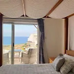 Villa Jacqueline - Three Bedroom With Sea View *